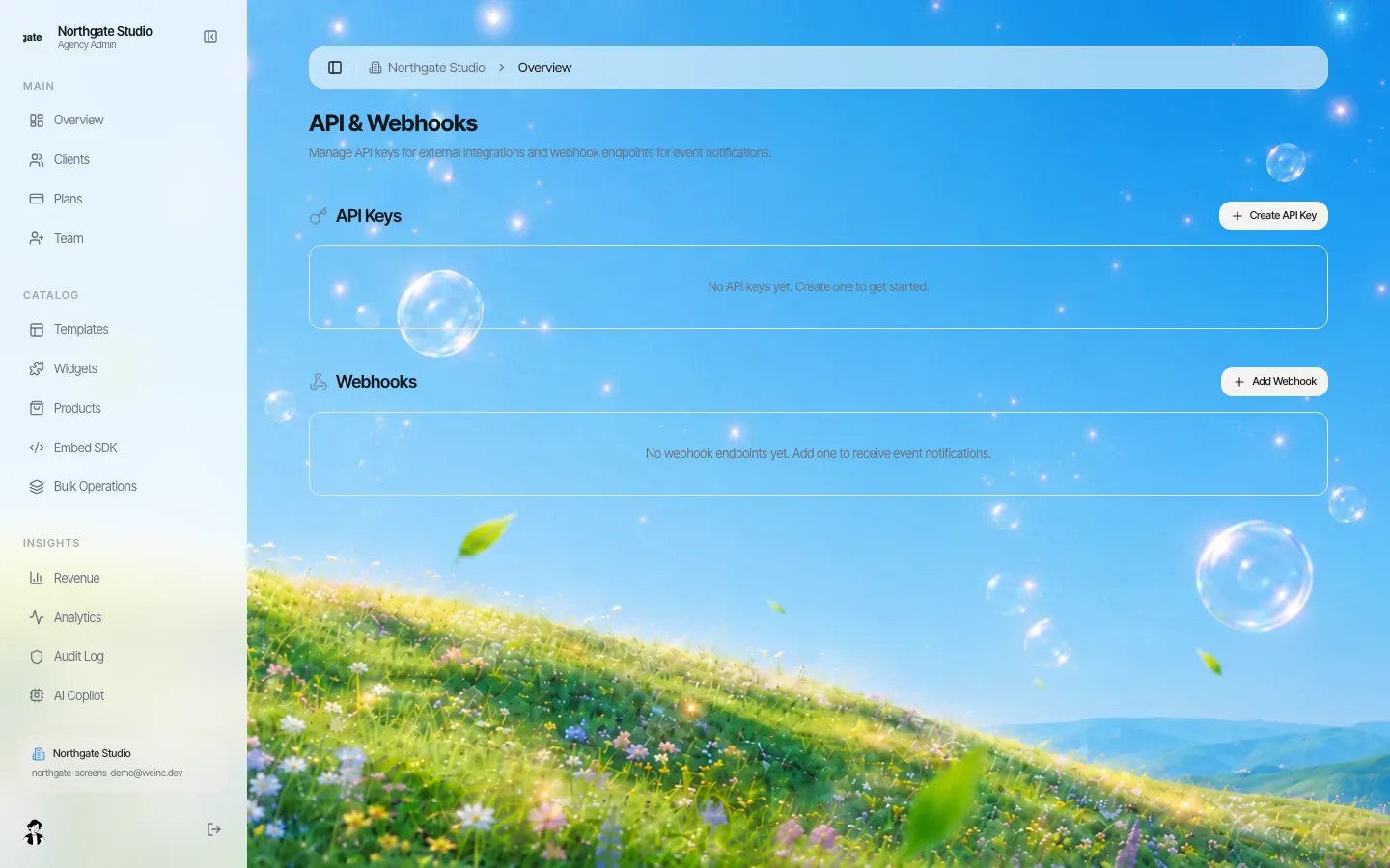 Bildschirm für API-Schlüssel und Webhooks in der Markenkonsole, noch ohne erstellte Schlüssel