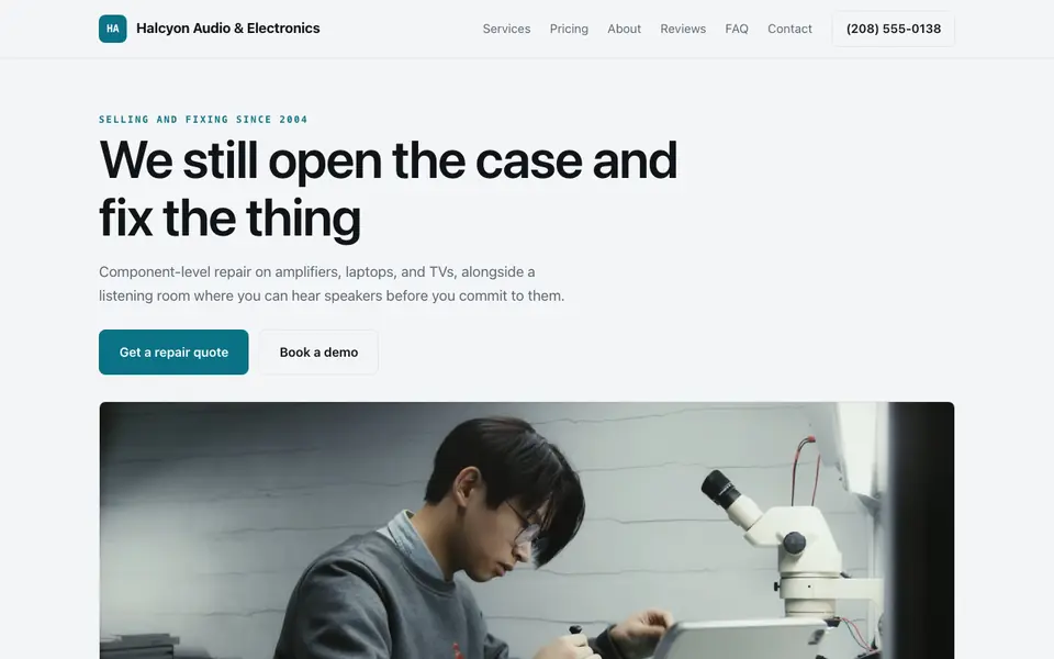 Example website for electronics stores built with We.Inc: the Halcyon Audio & Electronics home page
