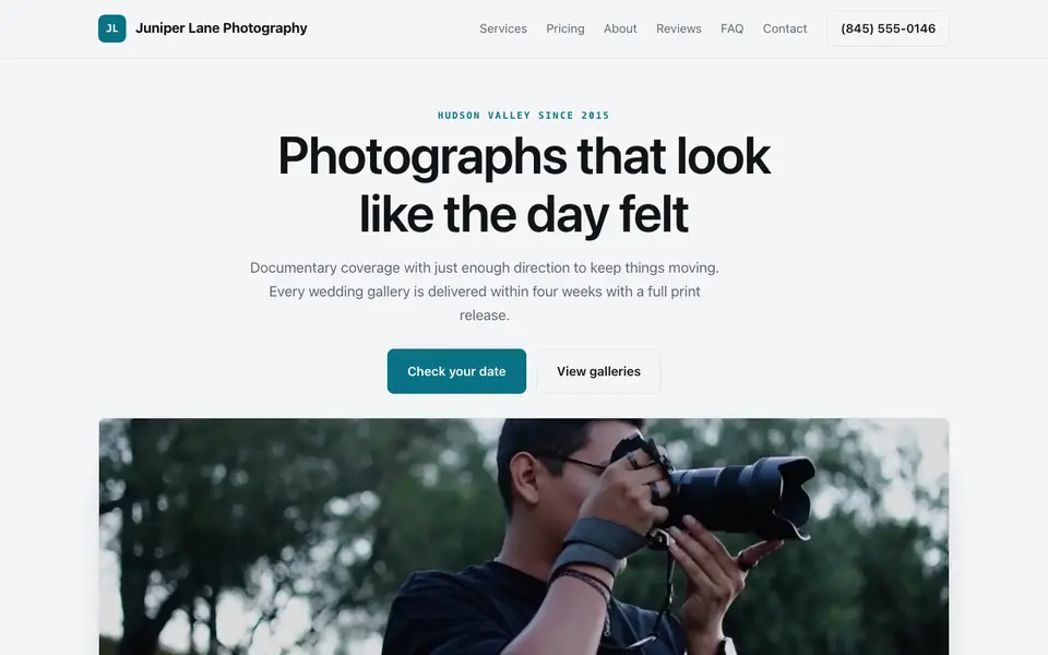 Example website for photographers built with We.Inc: the Juniper Lane Photography home page