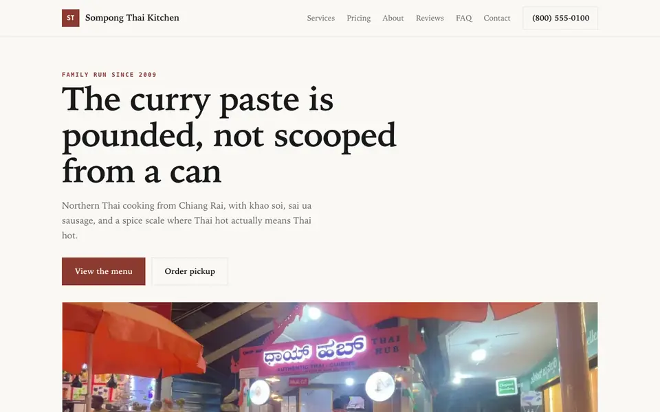 Example website for thai restaurants built with We.Inc: the Sompong Thai Kitchen home page